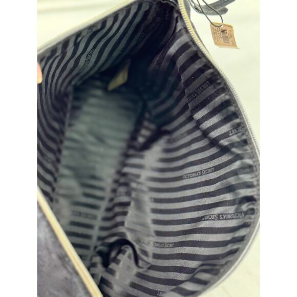 New 2018 Victoria secret black with hearts makeup bag. - Picture 8 of 12